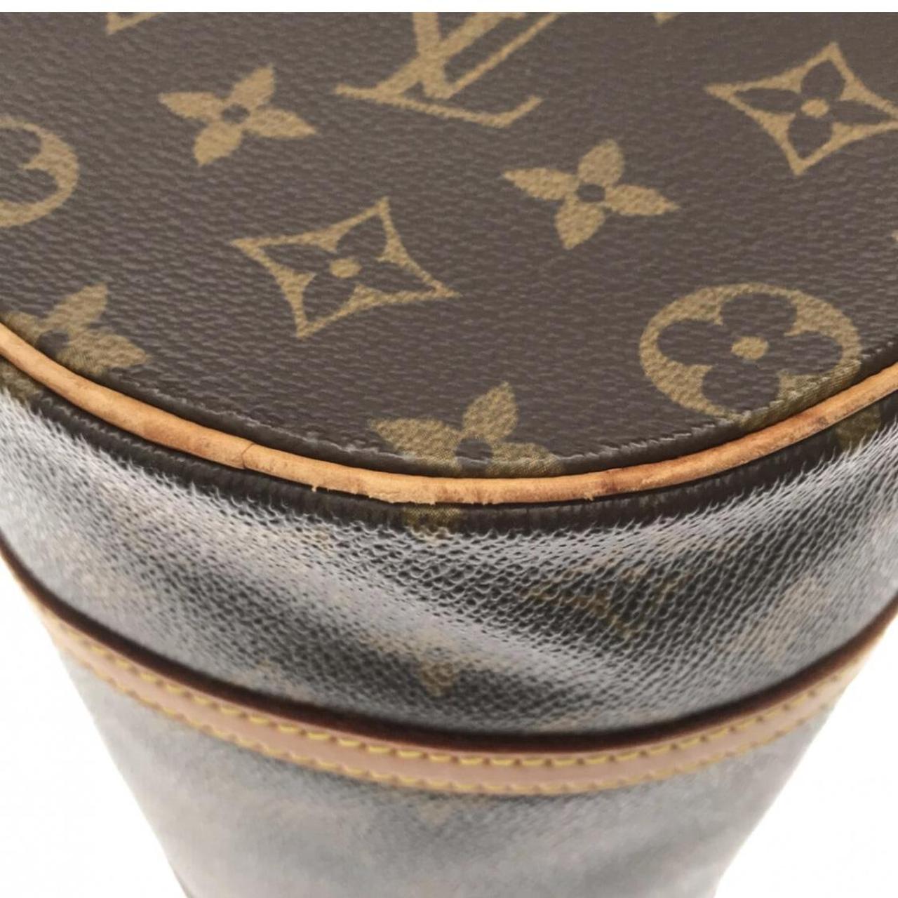Louis Vuitton Papillon 26